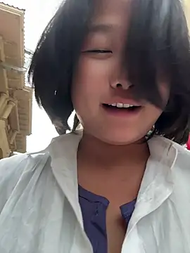 美女goudanlove在线直播