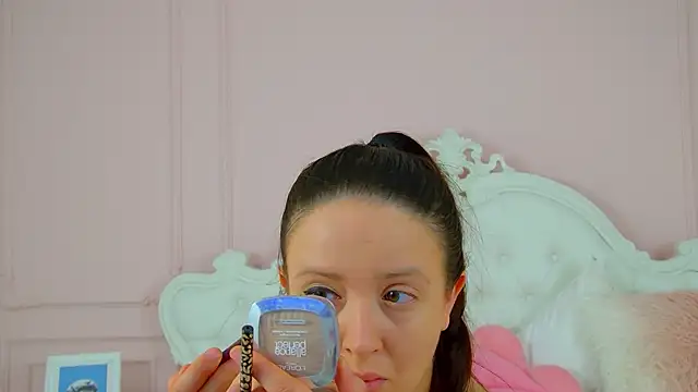 ElinaBellucci webcam