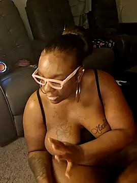 Thickkemzz41 webcam