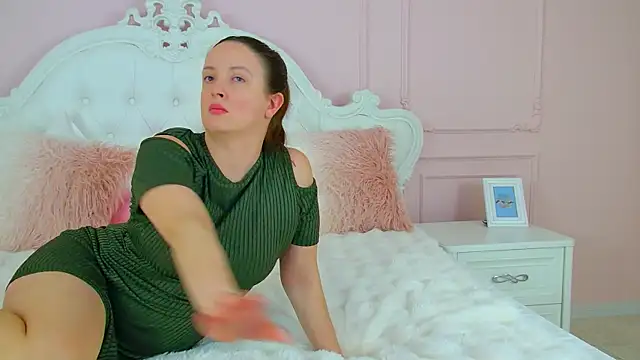 ElinaBellucci webcam