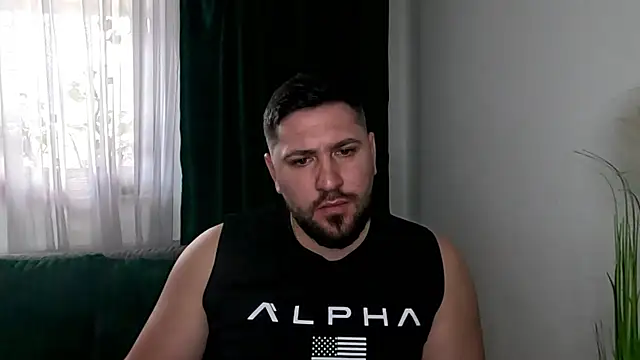 Gold_Alpha_Boy webcam