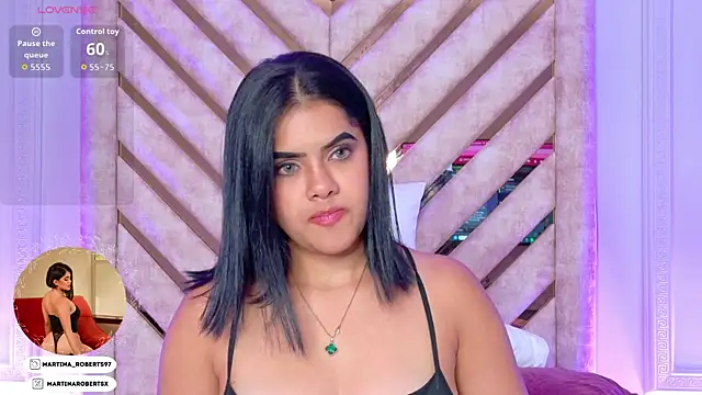 Martina-Roberts- webcam