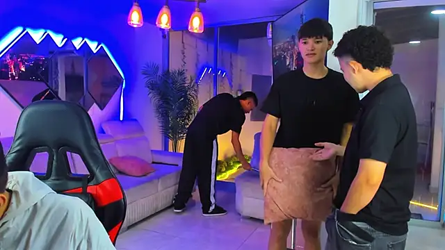 Houseofwarrios webcam