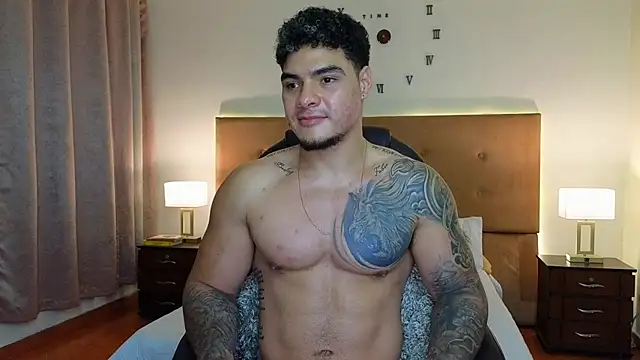 steven_velez (M young) - Let me enjoy with you