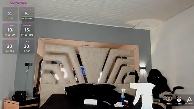 REINA_ADAHARA webcam