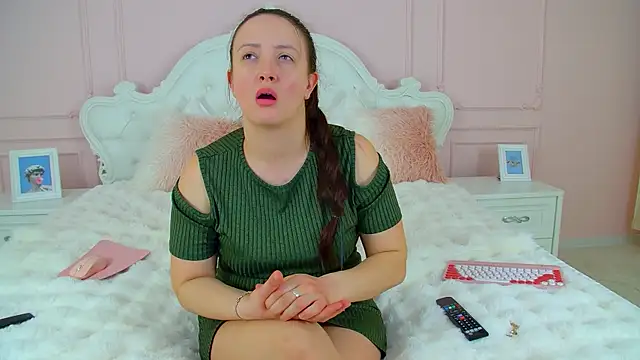 ElinaBellucci webcam