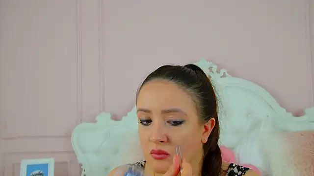 ElinaBellucci webcam