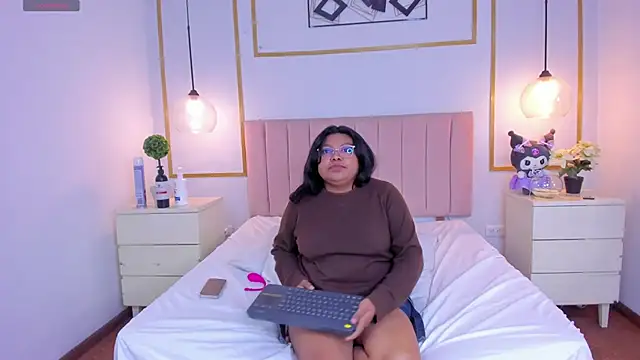 kiri_black_ - Kiri_Black_'s free webcam