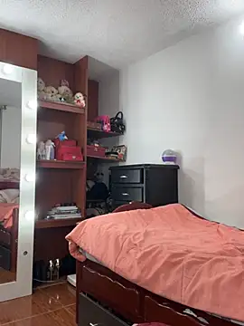 MariamGray1 webcam stripchat model stream image