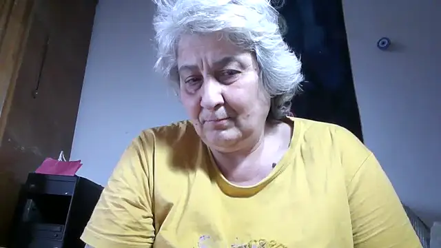 ExquisiteMature webcam