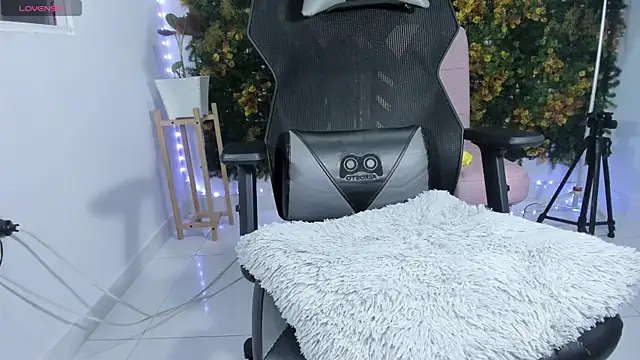 emily_palmeer webcam