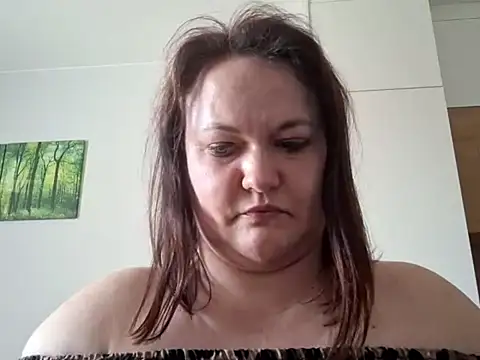 OpheliaMilf webcam