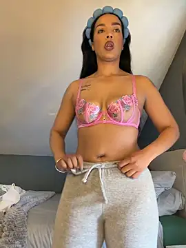 saskia_xx (F milf) - Make £200 tonight