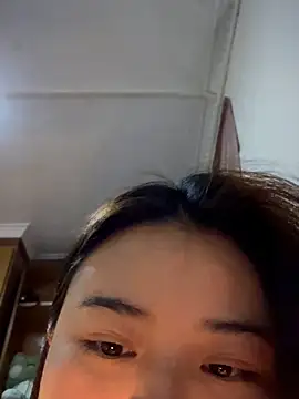 美女Toffee-00在线直播