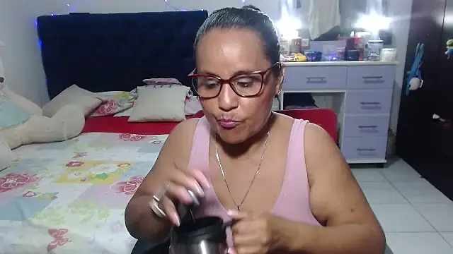 pervert_mommy_ webcam