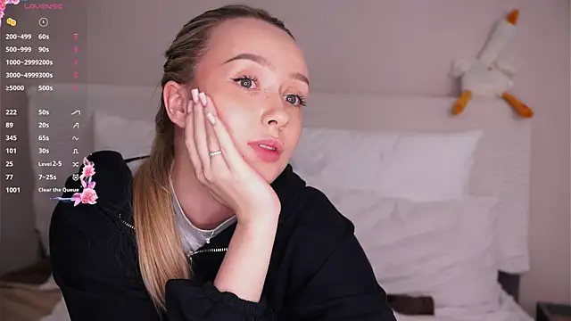 HollisBeckett live sex cam