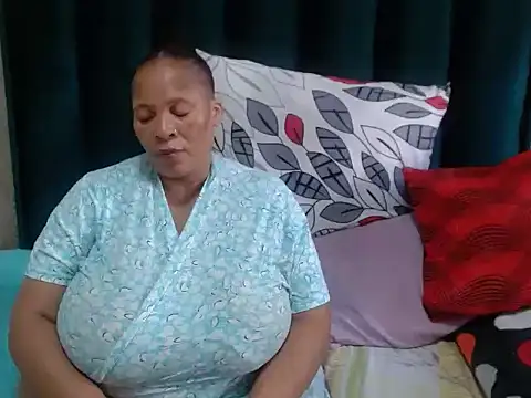 CaramelMelons78 webcam