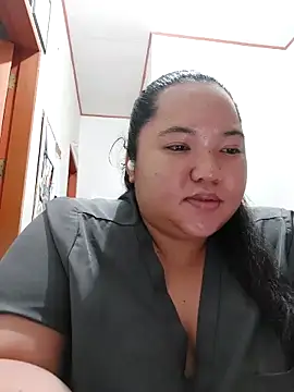 Webcam Model (LianaCruzado)  is live.Free join now!