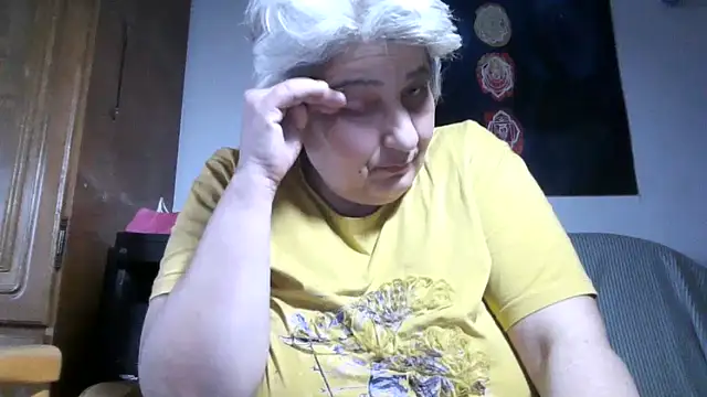 ExquisiteMature webcam