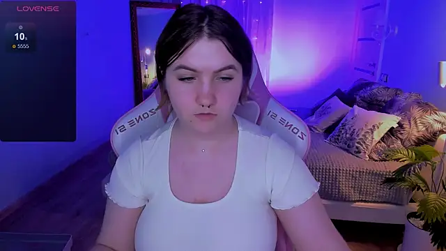 lovelyy_julia webcam