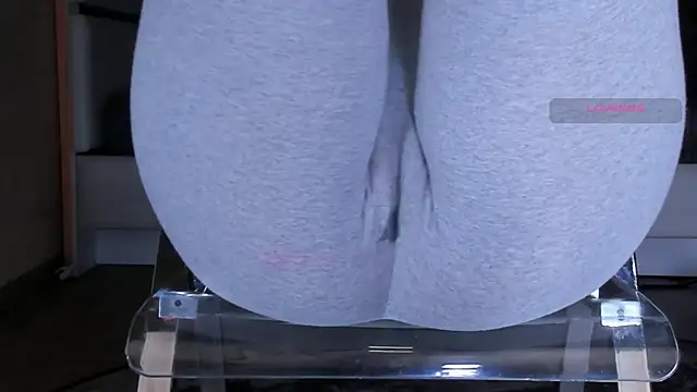Cameltoe_squirt_inPants webcam