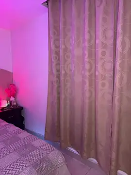 Vicky_Saidi - Cams Ao Vivo