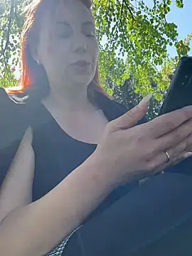 PervyxMilfxx Stripchat cam model