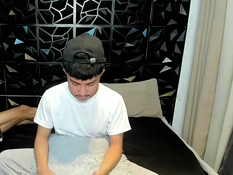 Urloverhardcock webcam