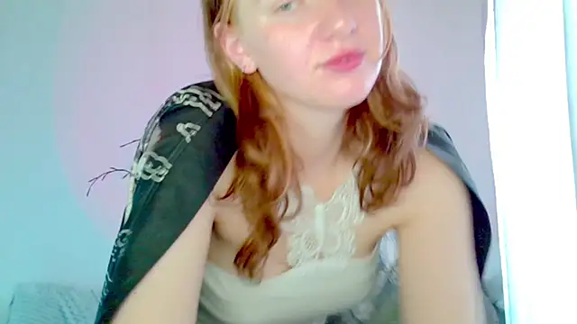 earn_my_lily webcam