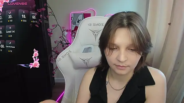 AudreyyKim live sex cam