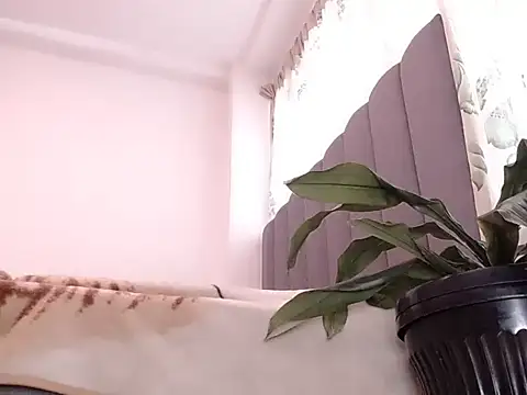 saara_johnson496 webcam