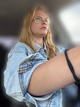 anastasiaaniess (F young) - Happy Annie:dancing: