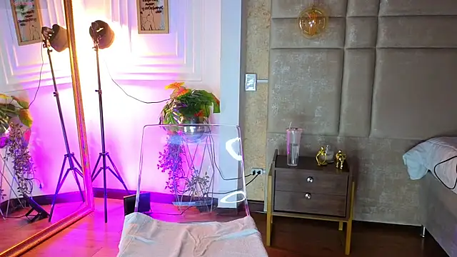 AlessiaLondon webcam