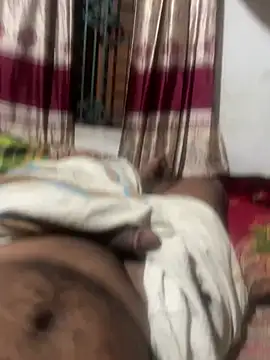 jakaksiaj - Jakaksiaj's free webcam - UK Sex Cams