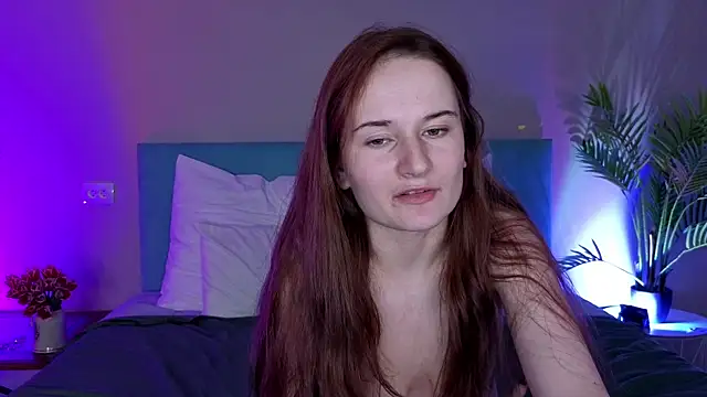 l1ittle_kitty_ (F teen) - open pussy close up