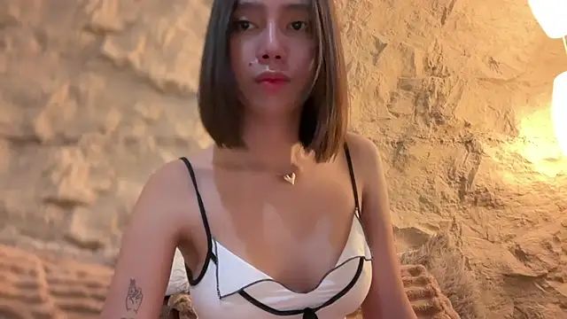 GenesisCastillano live sex cam