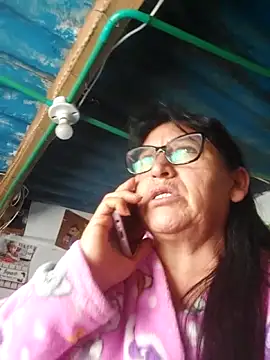 clarita_01 (F mature) - Brincando deznuda 😍😍😍