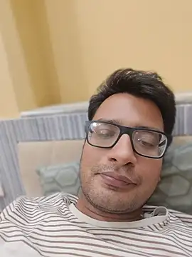 InnocentFlirtt webcam