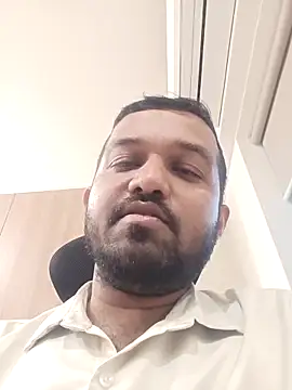 vj17 - VJ17's free webcam - UK Sex Cams