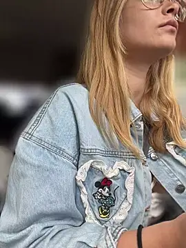 AnastasiaAniess webcam