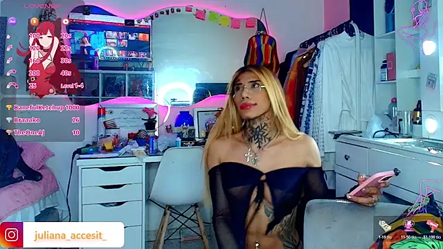 caroline_cossei webcam