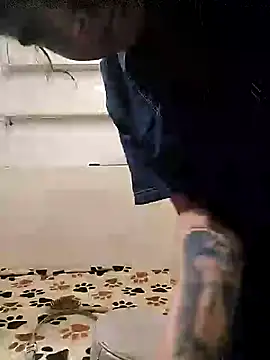 Cameron_puppy webcam