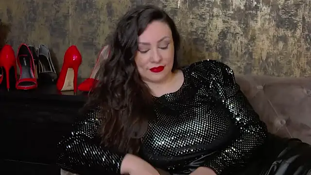 MistressAmberCrost webcam