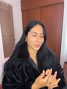 ArianaReynoldss webcam