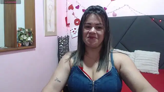 pamela_echeverria webcam