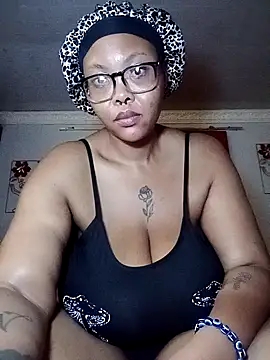 ShantelBootyBoobs webcam