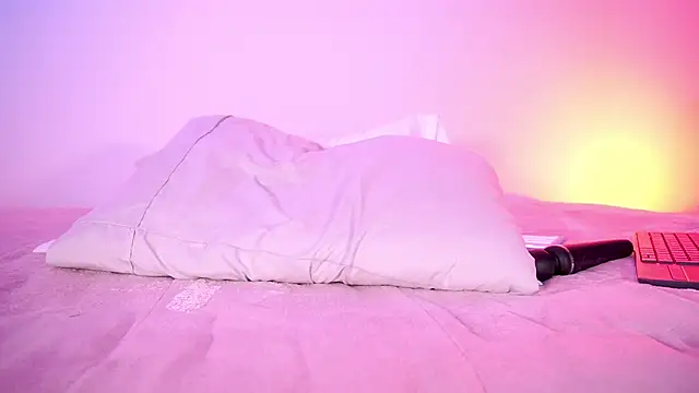 petitevictoria webcam