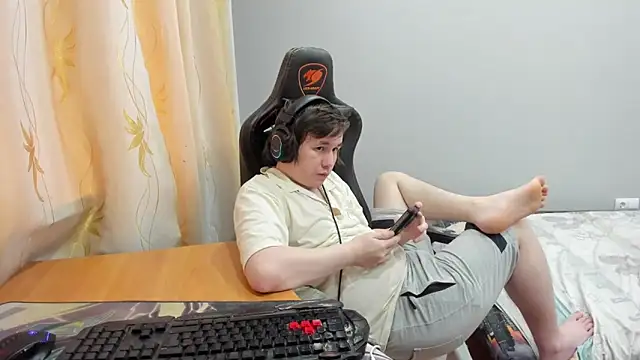 iliaskrislove webcam