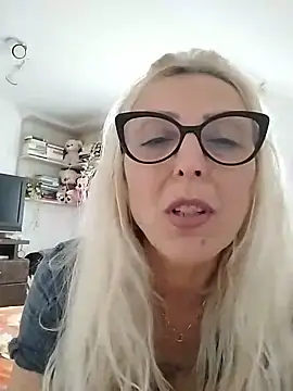 _sexyBLONDE46_ webcam