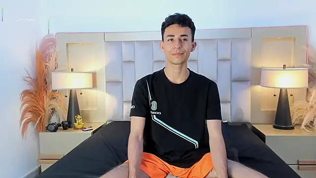 zahir_ashar - Zahir_Ashar's free webcam - UK Sex Cams